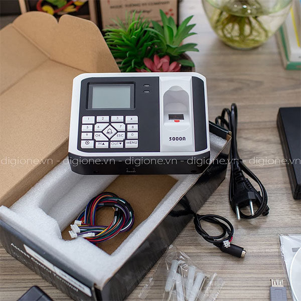 Ronlad Jack 5000AID - Chấm vân tay, thẻ