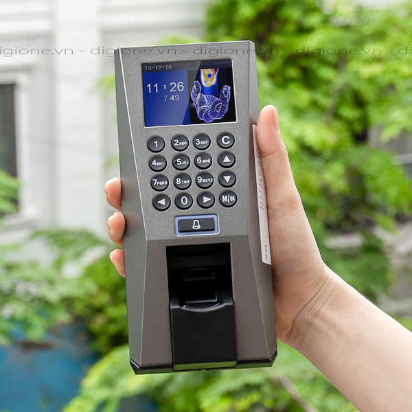 Máy Chấm Công Vân Tay - Thẻ Cảm Ứng (Kiểm Soát Cửa Ra Vào) ZKTeco F18