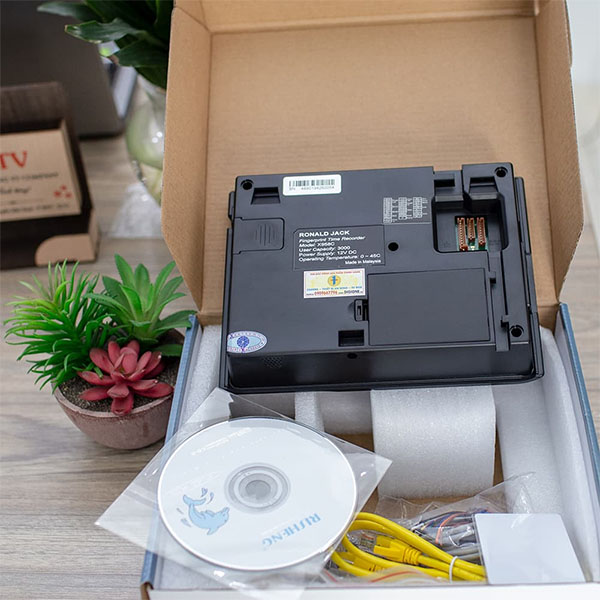 Máy Chấm Công Vân Tay - Thẻ Cảm Ứng (Có Pin Sạc) Ronald Jack X958C