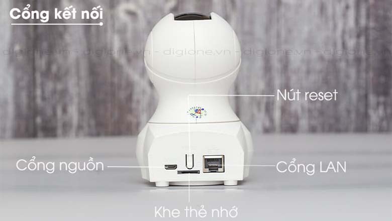 Sử dụng cổng cấp nguồn Micro USB phổ biến