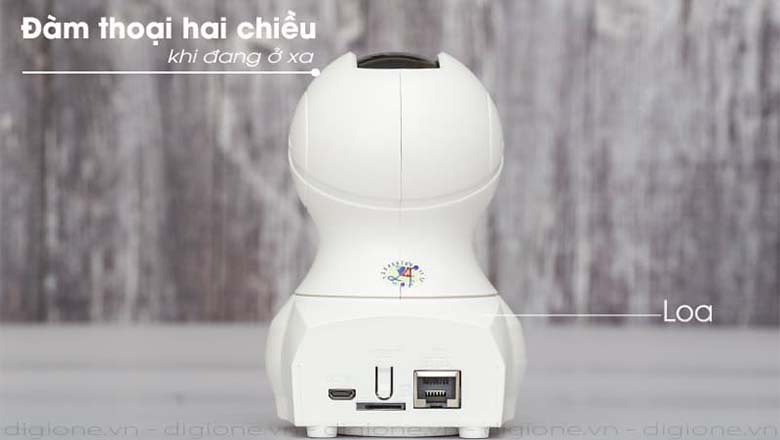 Trò chuyện dễ dàng với công nghệ Two-Way Audio