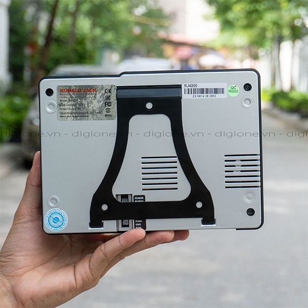 Máy Chấm Công Vân Tay - Thẻ Cảm Ứng Ronald Jack RJ4200