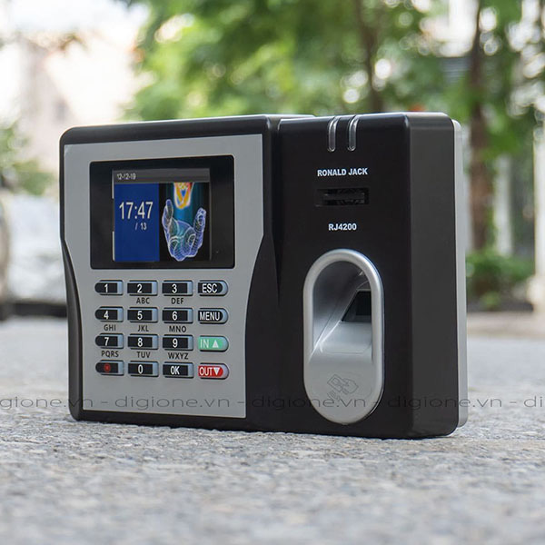 Máy Chấm Công Vân Tay - Thẻ Cảm Ứng Ronald Jack RJ4200