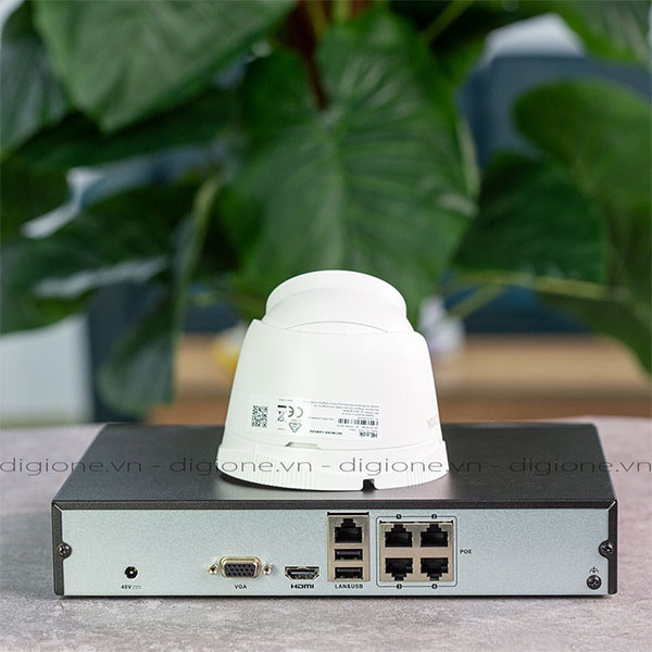 Bộ kit 4 camera IP Hilook IK-4042TH-MH/P trong nhà