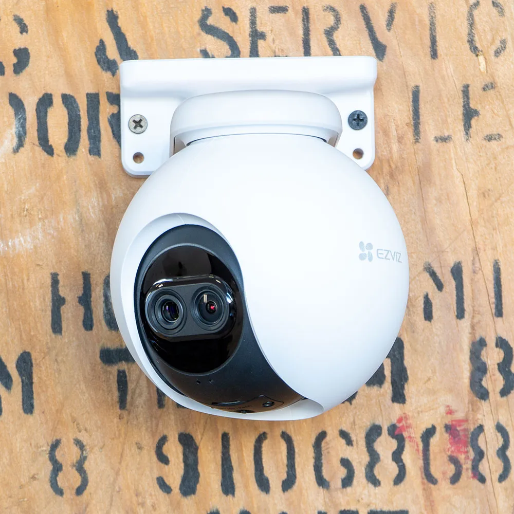 Camera Ezviz C8PF 2MP - Ống kính kép toàn cảnh