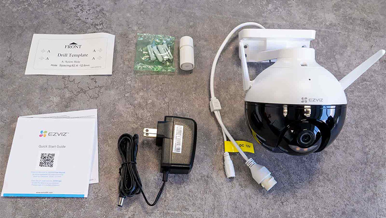 Bộ C8W Ezviz bao gồm