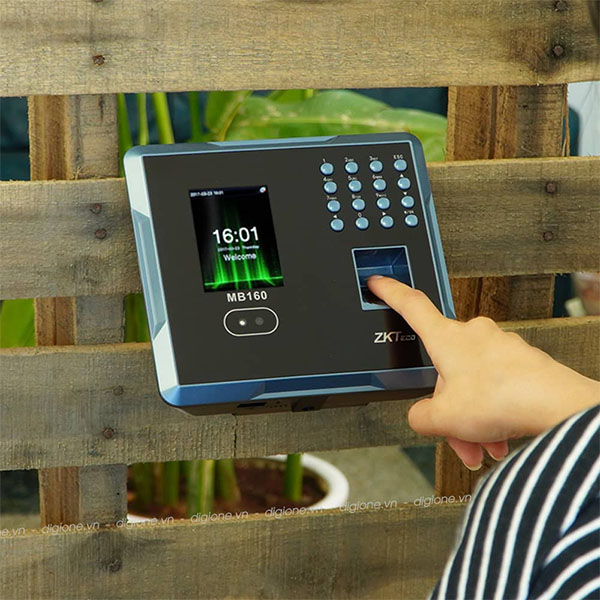 Máy Chấm Công Nhận Diện Khuôn Mặt, Vân Tay ZKTeco MB160