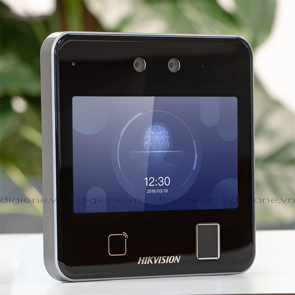 Máy chấm công nhận diện khuôn mặt, vân tay, thẻ Hikvision DS-K1T642MFW
