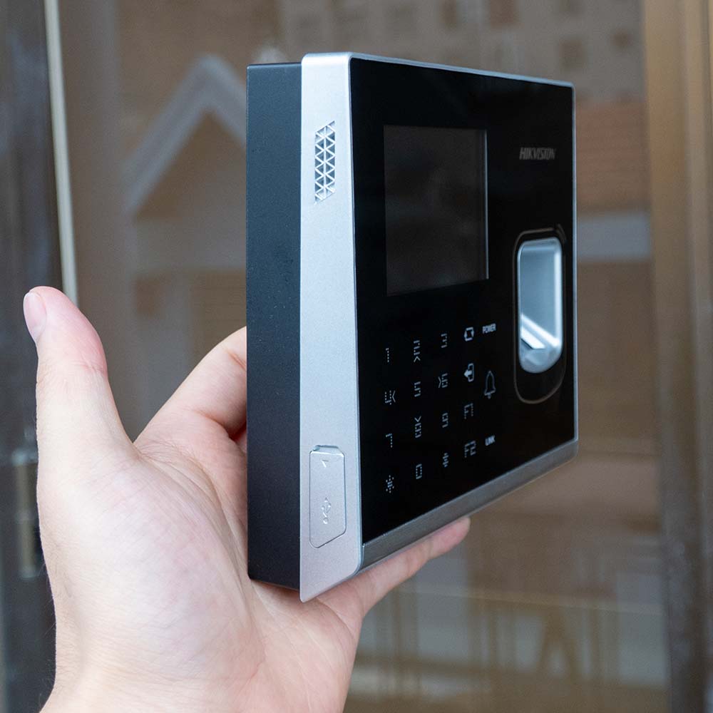 Máy chấm công vân tay, thẻ cảm ứng Hikvision DS-K1T201AEF