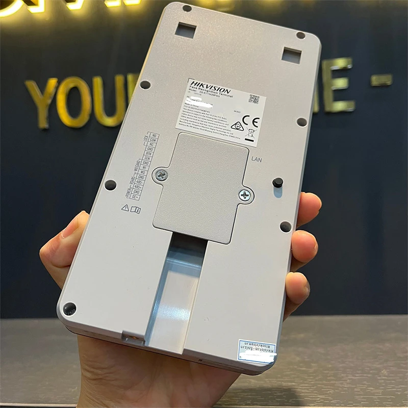 Máy Chấm Công Hikvision DS-K1T342MFWX