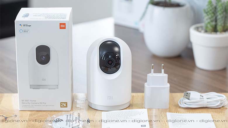 Bộ camera Xiaomi BHR4193GL bao gồm: