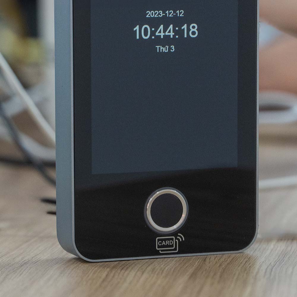 Máy Chấm Công Khuôn Mặt Ronald Jack Facepro 007