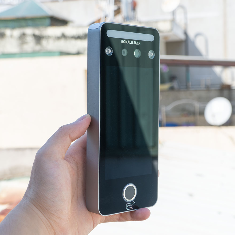 Máy Chấm Công Khuôn Mặt Ronald Jack Facepro 007
