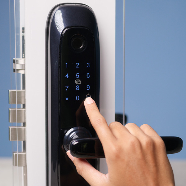 Khóa điện tử thông minh Ezviz CS-L2-11FCP-A0