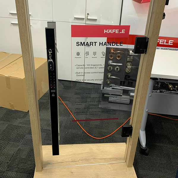 Khóa Điện Tử Hafele EH6000 (Tay nắm thông minh)