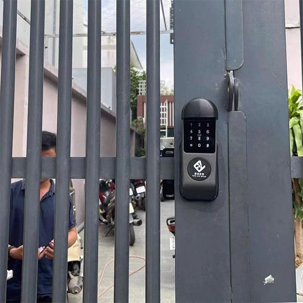 Khóa Cửa Thông Minh Bozo B221 F2