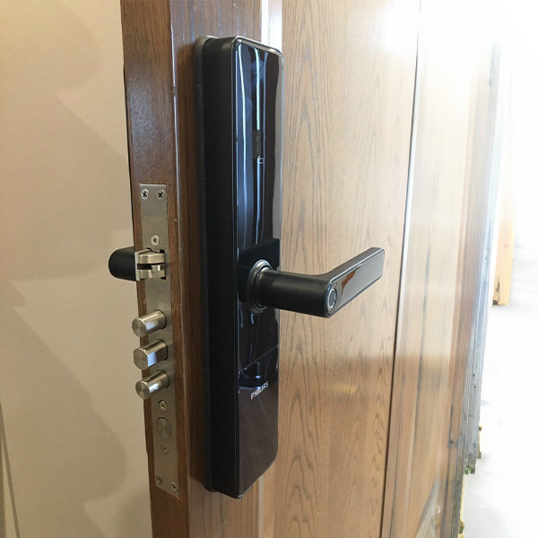 Khóa Cửa Điện Tử Philips DDL603E-5HWS