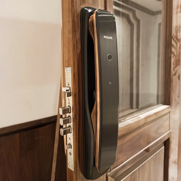 Khóa Cửa Điện Tử Philips DDL702E-5HWS