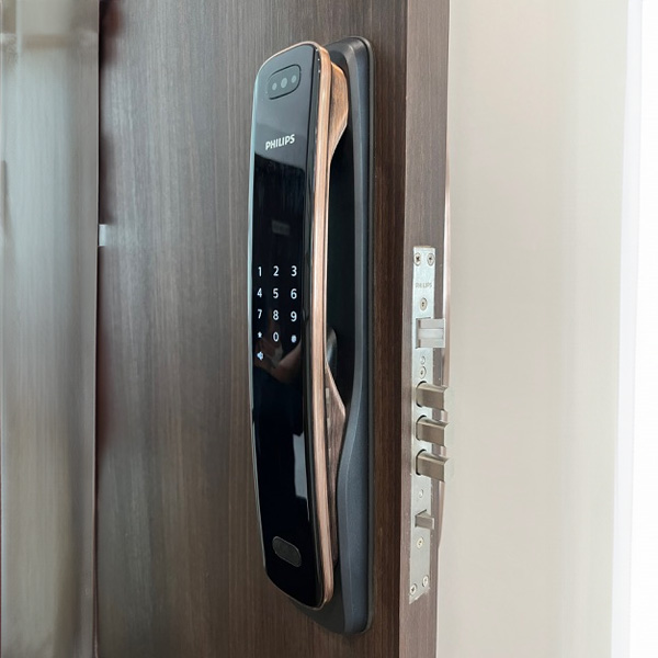 Khoá Cửa Điện Tử Philips DDL702-8HWS