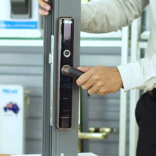 Khóa Cửa Thông Minh PHGLock FP5501