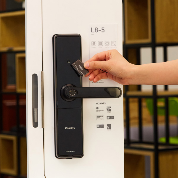 Khoá Cửa Điện Tử Kaadas L8-5