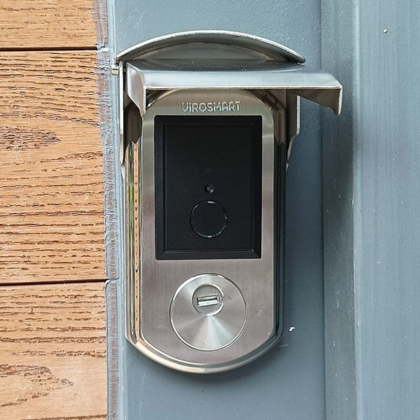 Khoá Cổng Thông Minh VIRO VR-1300