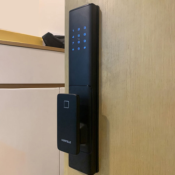 Khoá Cửa Điện Tử Hafele PP8100