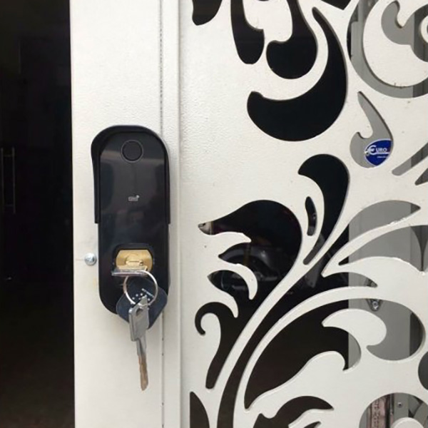 Khóa Cửa Cổng Điện Tử Kassler KL-579BL