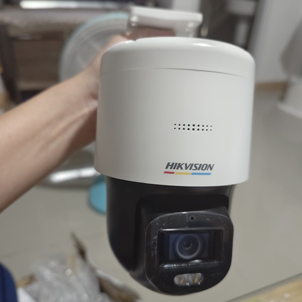 Camera IP Hikvision DS-2DE2C400SCG-E Full-Color 4.0MP