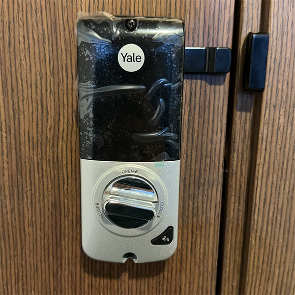 Khóa Cửa Yale YDD724A