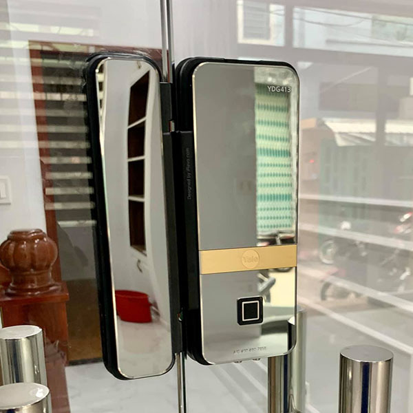 Khóa Cửa Yale YDG413A - Màu Bạc