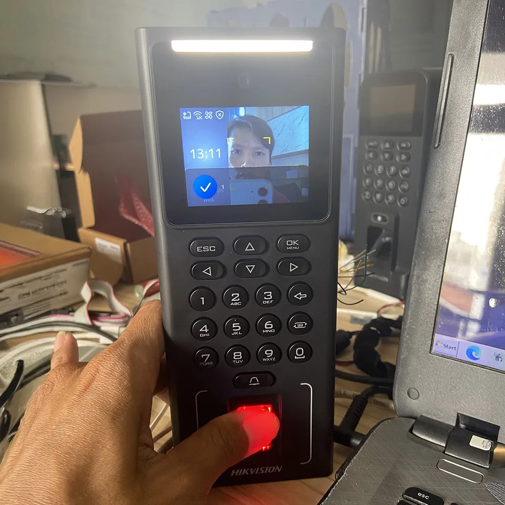 Máy Chấm Công Khuôn Mặt Hikvision SH-K1T9321MFWX - Kết Nối Wifi