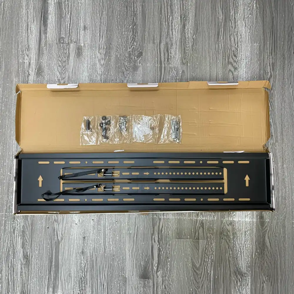 Giá Treo Tivi Sát Tường XR960 60" - 120" - Hàng Nhập Khẩu