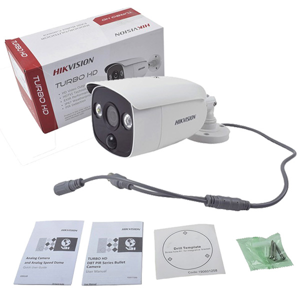 Camera Analog Hikvision DS-2CE12H0T-PIRL 5.0 Megapixel
