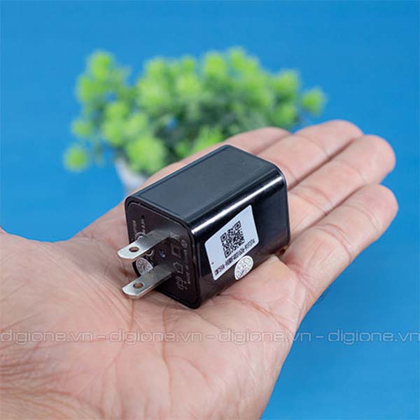 Camera Wifi Ngụy Trang Củ Sạc