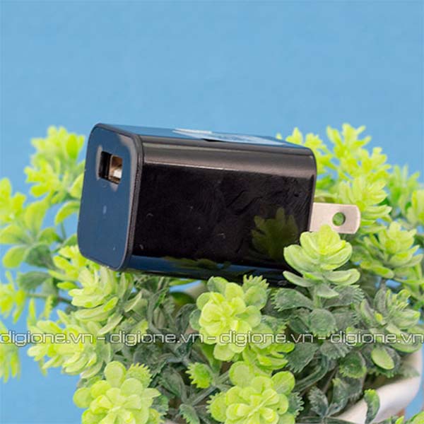 Camera Wifi Ngụy Trang Củ Sạc