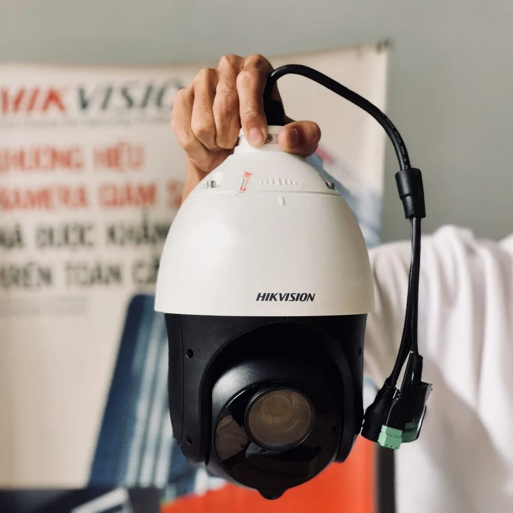 Camera IP Speed Dome Hikvision DS-2DE4425IW-DE (D) 2K