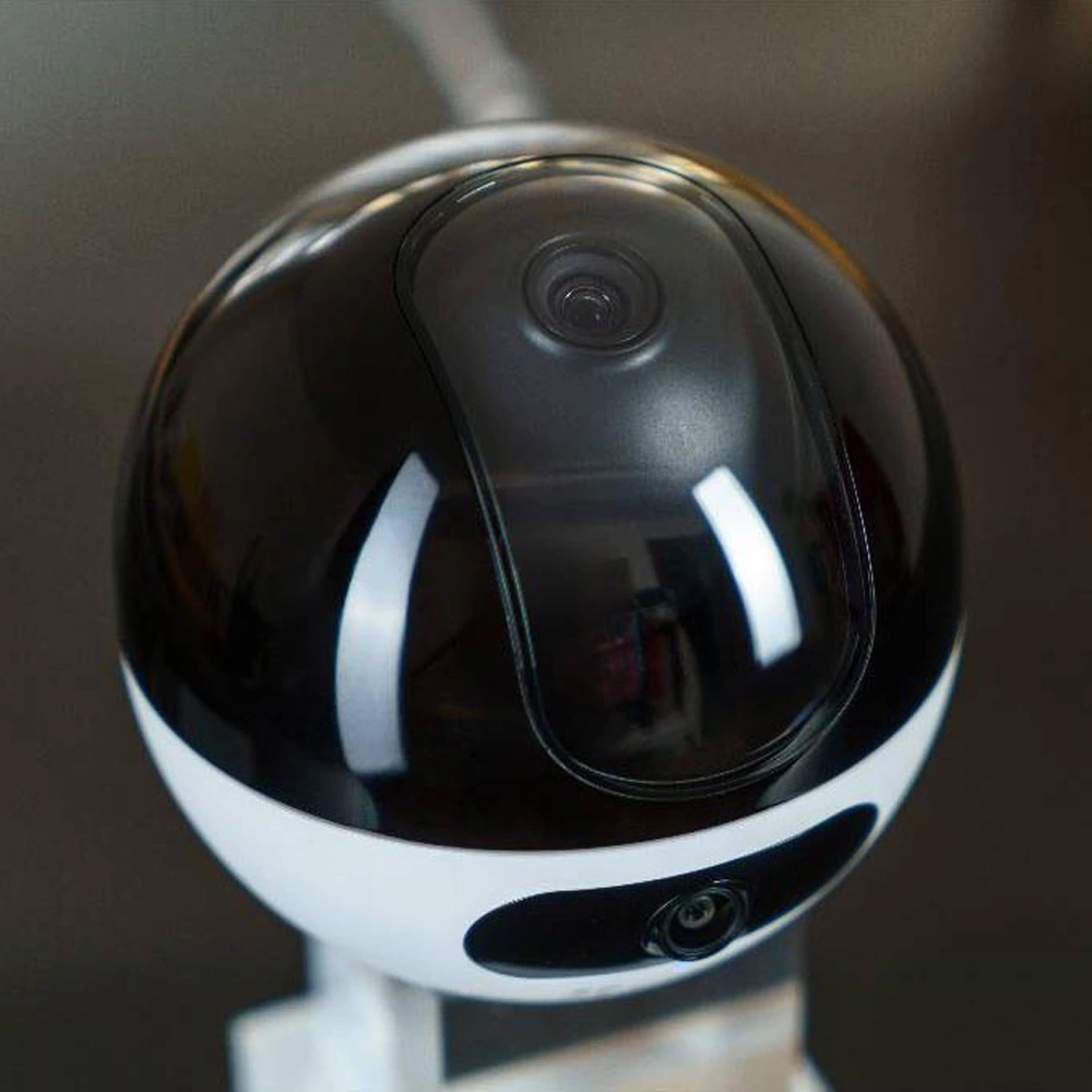 Camera 2 Mắt Ezviz C7 - Gọi Điện Khi Vẫy Tay