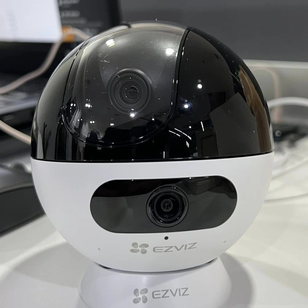 Camera 2 Mắt Ezviz C7 - Gọi Điện Khi Vẫy Tay