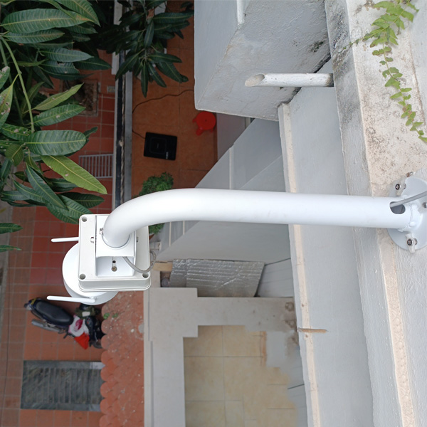 Chân Đế Đỡ Camera Ngoài Trời
