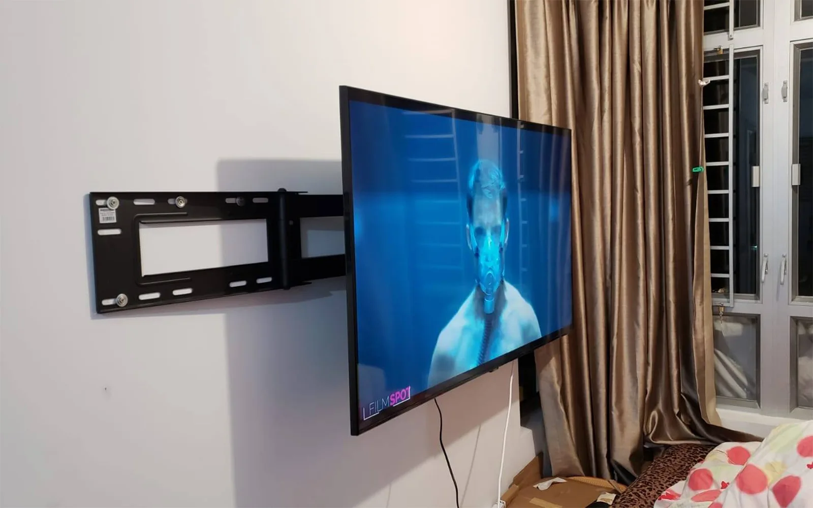 gia-treo-tivi-nb-sp2-thuc-1