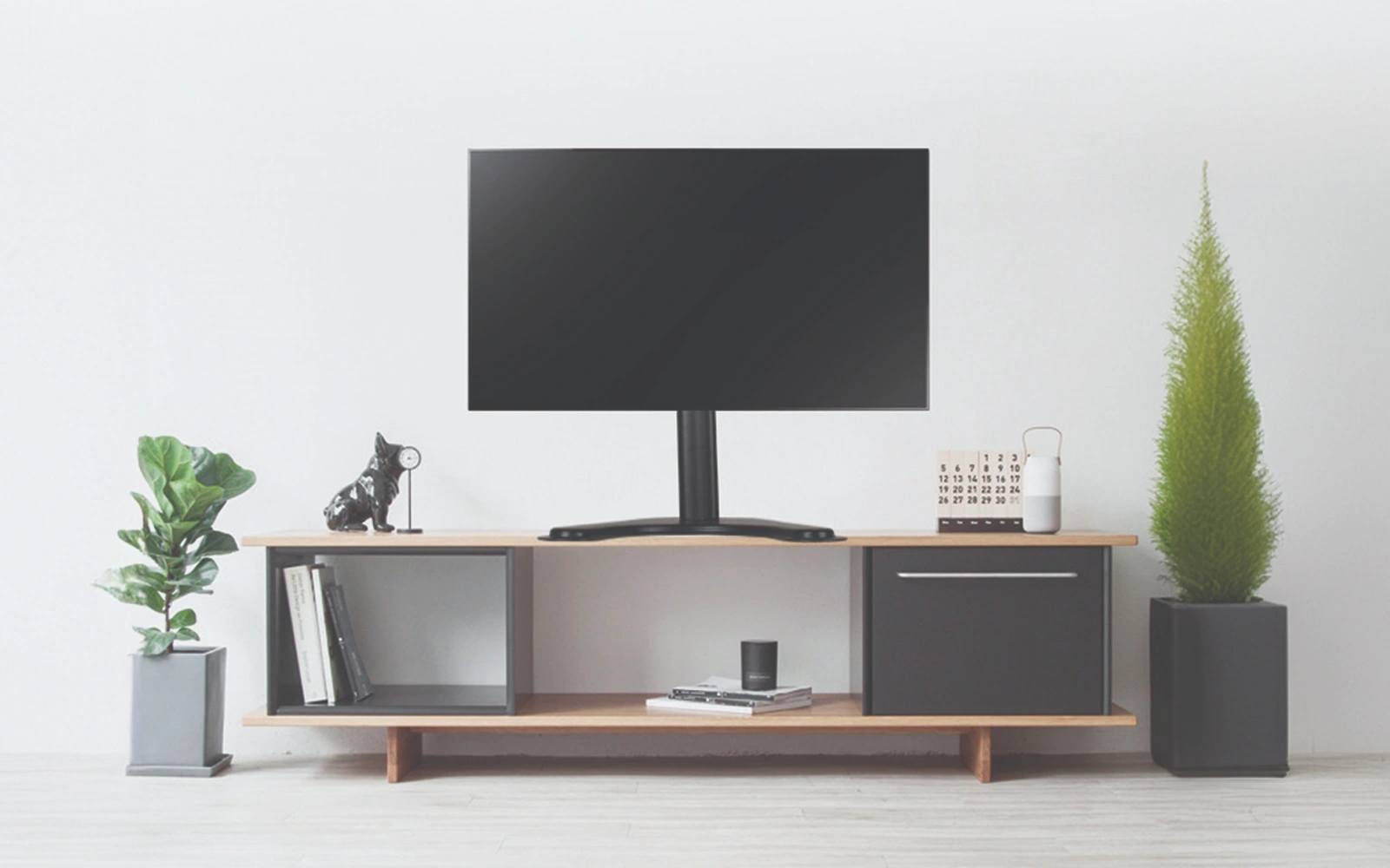 1715183734-chan-man-may-tinh-25