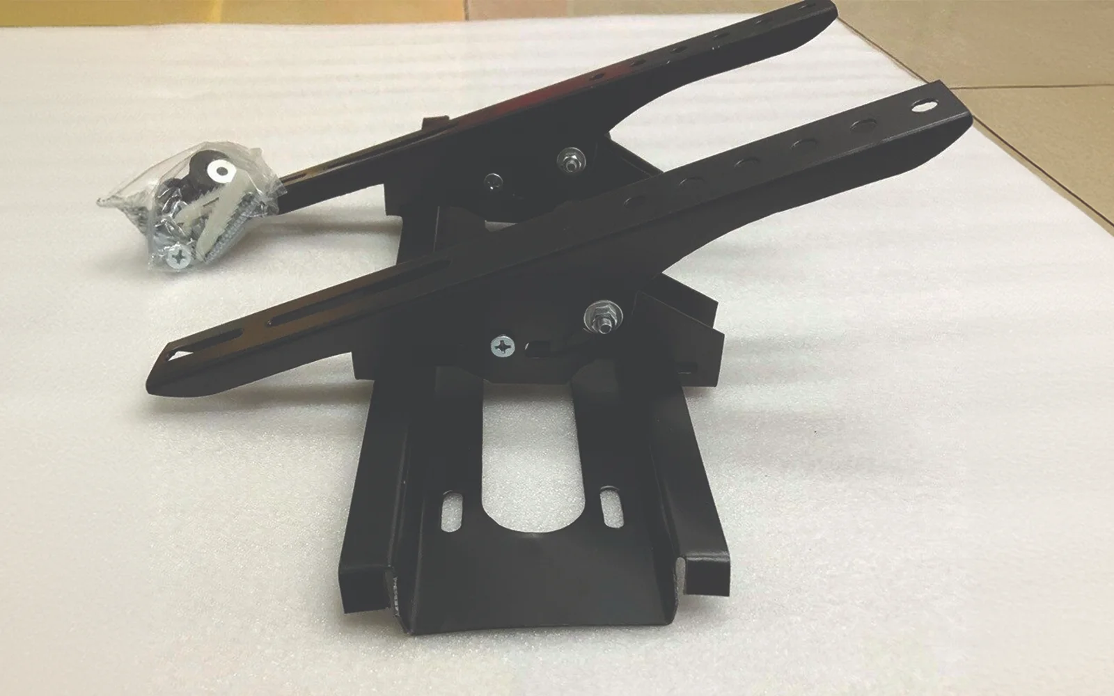 1715183734-gia-treo-nghieng-13