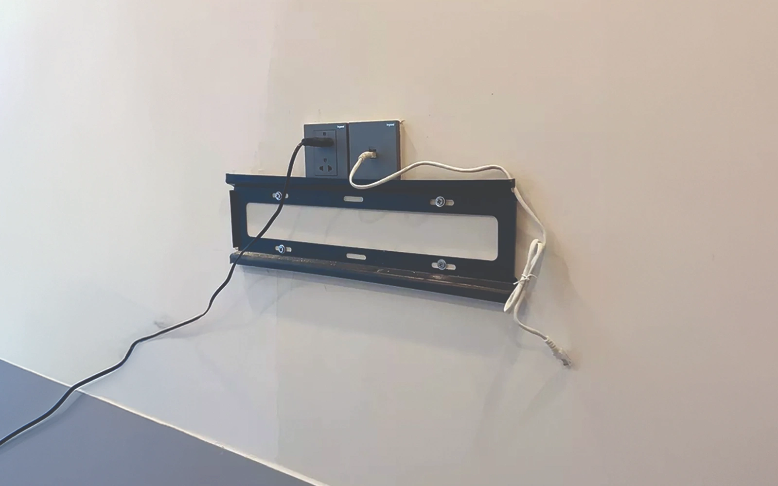 1715183734-gia-treo-tivi-gat-gu-43-65-14