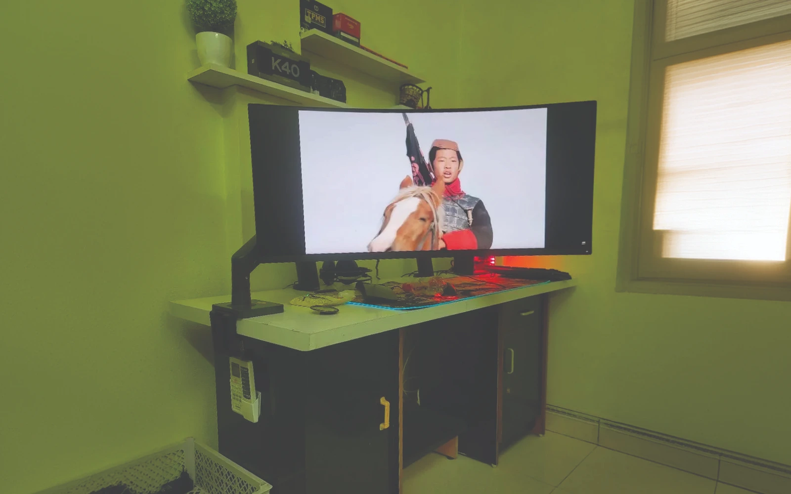 gia-treo-man-hinh-may-tinh-nb-g45-32