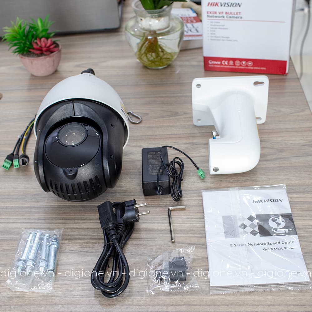 Camera IP Hikvision DS-2DE4225IW-DE 2.0 Megapixel