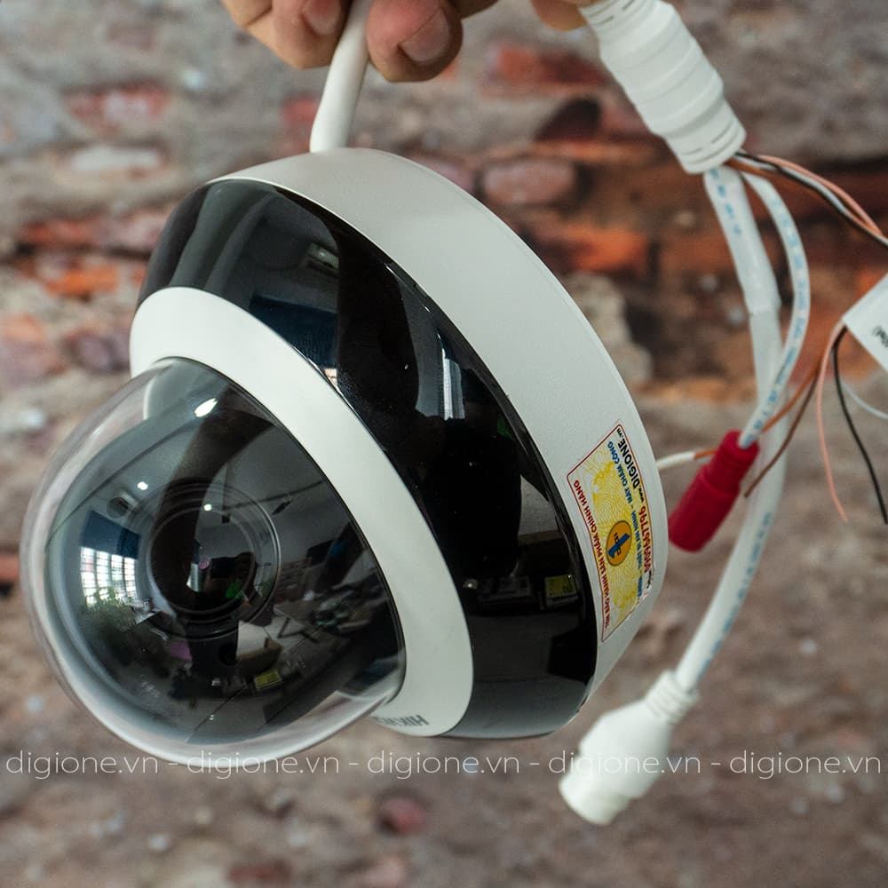 Camera IP Hikvision DS-2DE2A204IW-DE3 2.0MP