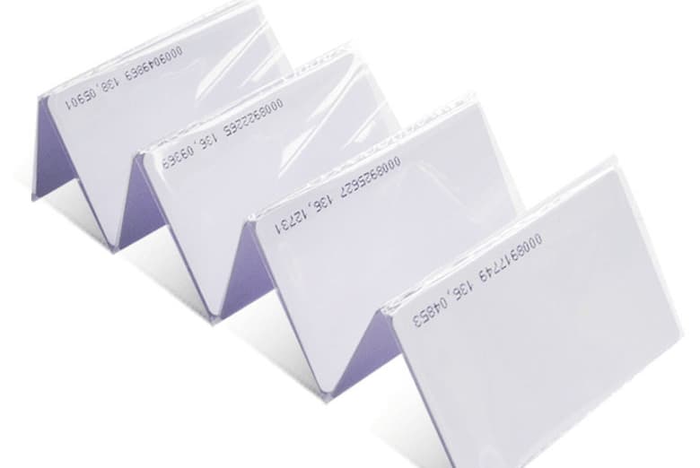 Thẻ từ cảm ứng dùng cho các dòng máy chấm công, khoá cửa